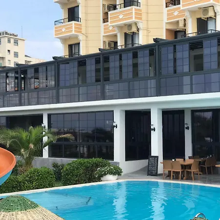 Hotel Palmera